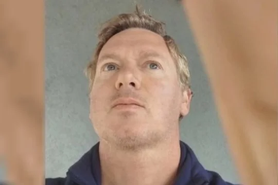 Hallan muerto y maniatado a un financista en Villa Carlos Paz