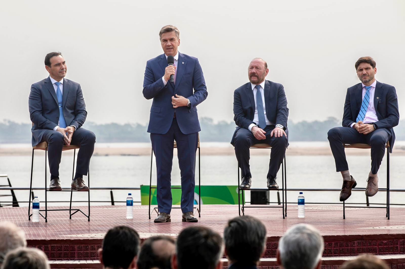 «Venimos a ratificar a la Argentina federal», expresó Zdero en el Encuentro de Gobernadores del Litoral