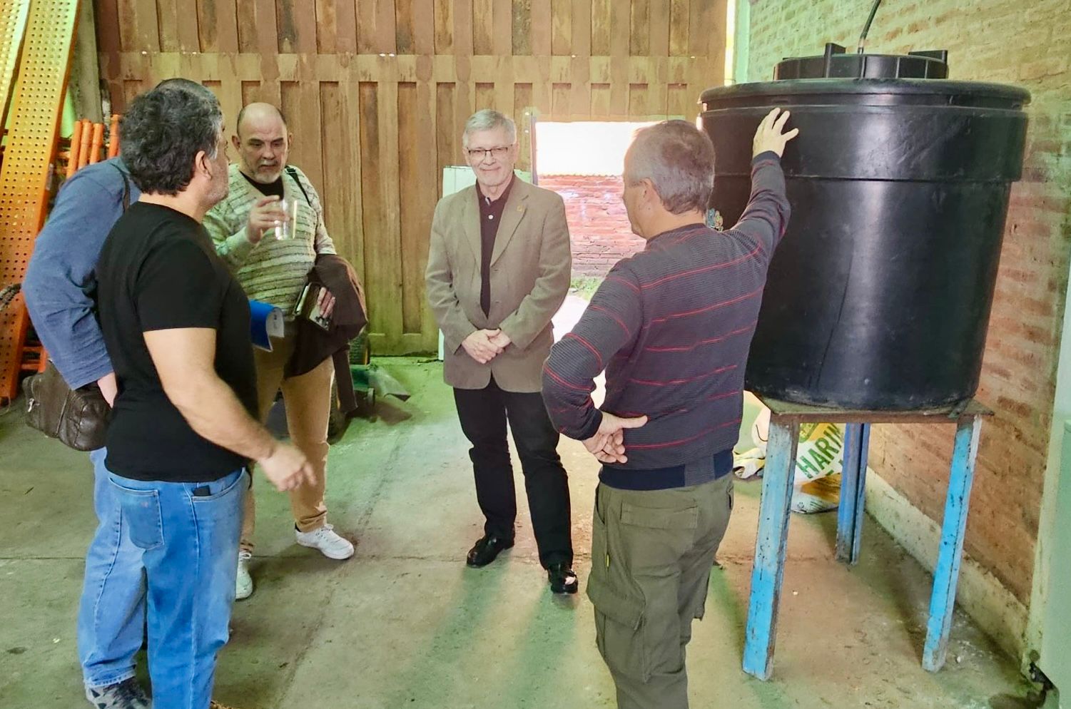 El Gobierno Provincial articula la llegada de tanques de abatimiento de arsénico con Agricultura de Nación