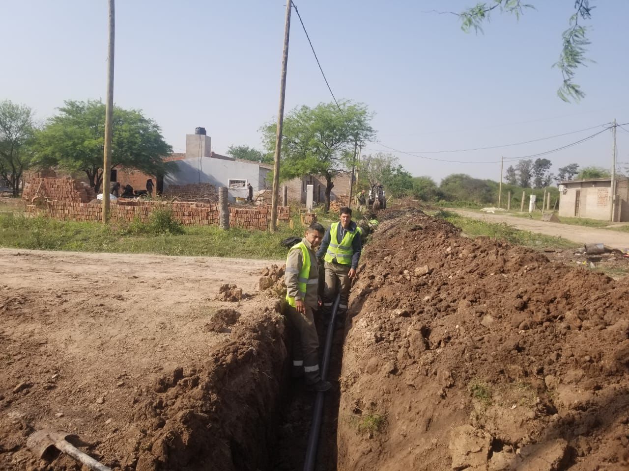 Villa Angela: SAMEEP culminó los trabajos de extensión de red de agua potable, en el barrio Tupac