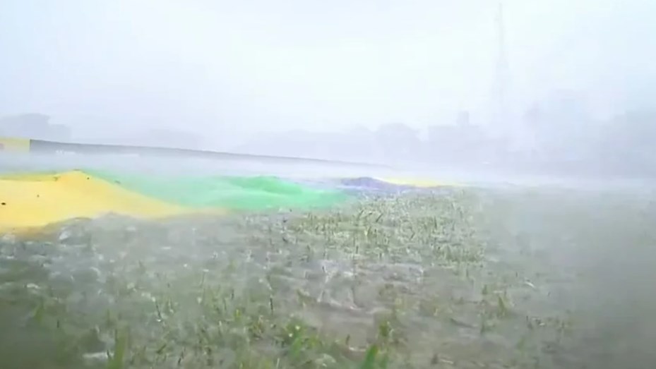 La lluvia torrencial azota a San Pablo y se suspendió la clasificación para el Gran Premio de Brasil