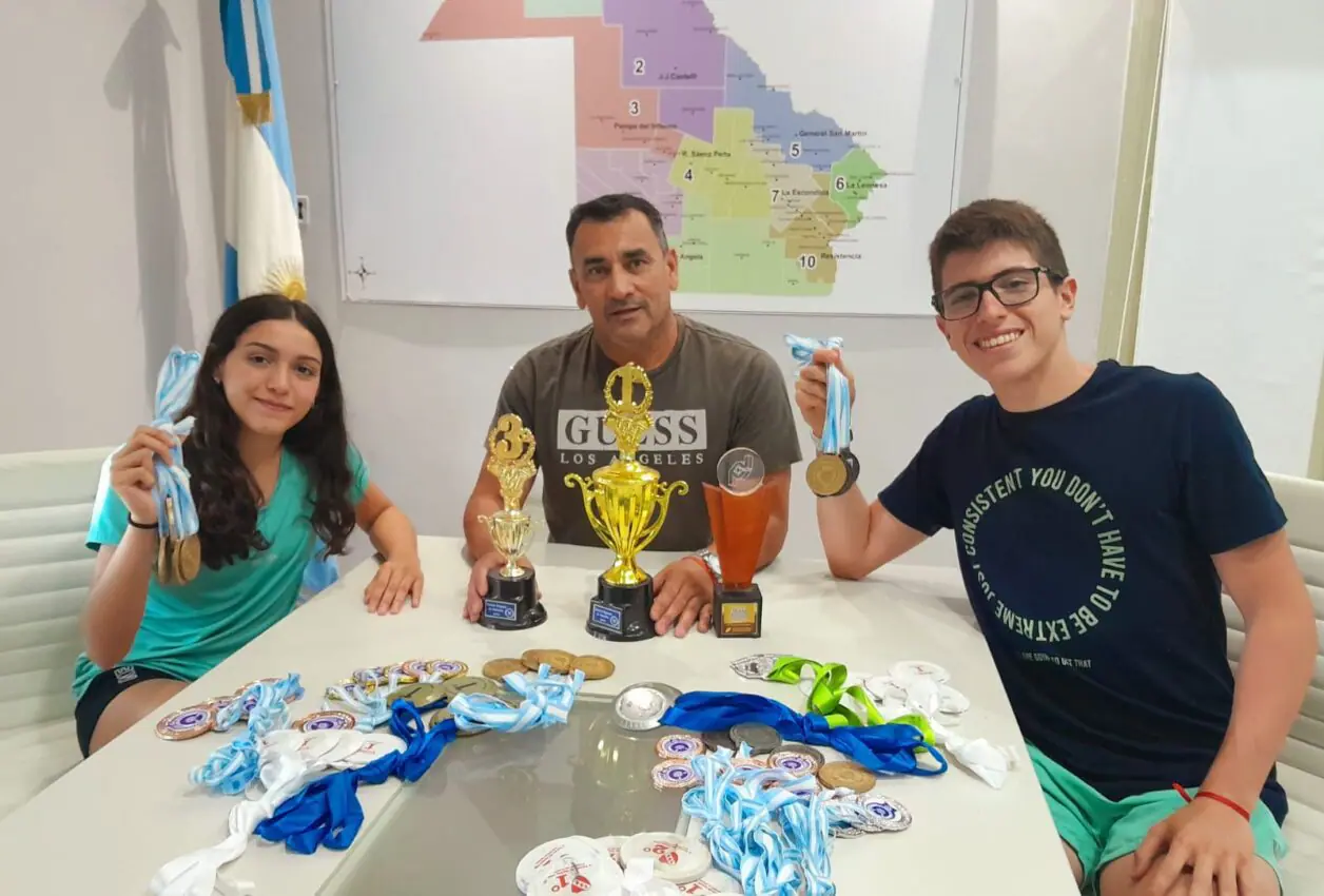 Deportistas agradecen el apoyo del gobierno provincial a sus carreras deportivas