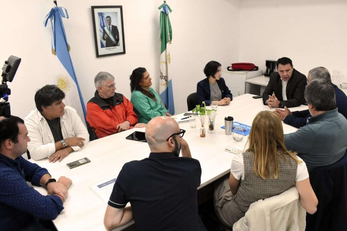 El agua como prioridad: Provincia, Nación, UNOPS y UNICEF unifican esfuerzos para garantizar el acceso al servicio en El Impenetrable.
