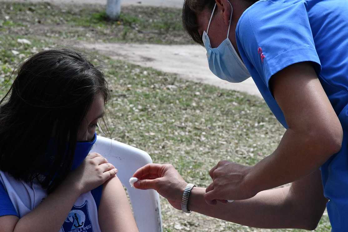 Salud Pública insta a vacunar a niñas y niños ante la suba de casos e internaciones por Covid-19