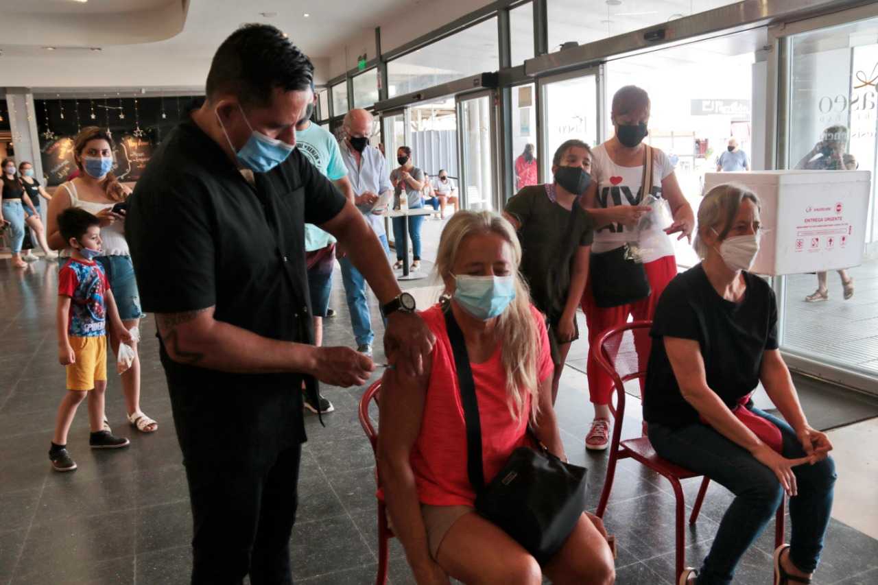 Chaco comienza este martes con la aplicación de la cuarta dosis anticovid