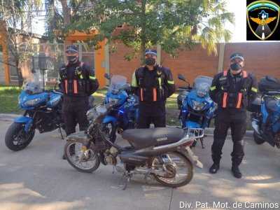 Caminera recuperó siete motos, secuestró camioneta adulterada y retiró animales sueltos de la ruta