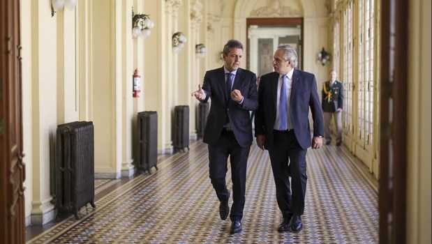 El Presidente se reunió en Olivos con sus colaboradores