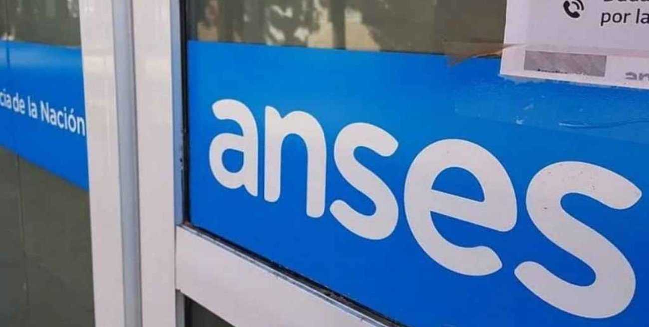 Cobran hoy los jubilados y pensionados con ingresos superiores a $ 58.665 y DNI terminado en 0 y 1