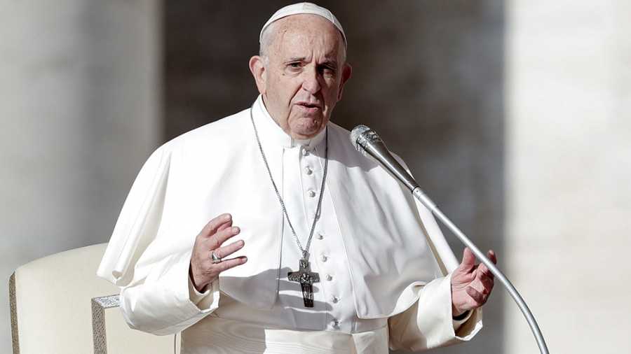 El papa Francisco le expresó a Cristina su «solidaridad y cercanía»