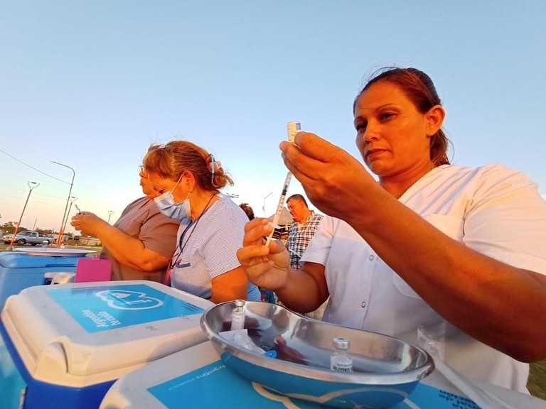 Vacunación antigripal y contra la COVID-19 en Gran Resistencia