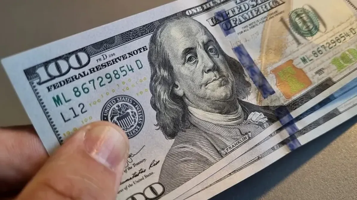 El dólar blue perforó el piso de los $1.200: por qué cae su precio