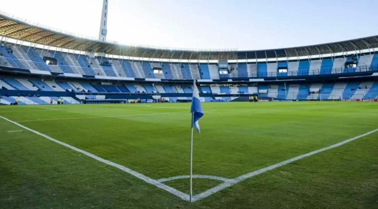 Se suspendió Racing – Vélez por el fallecimiento de Hernán Manrique