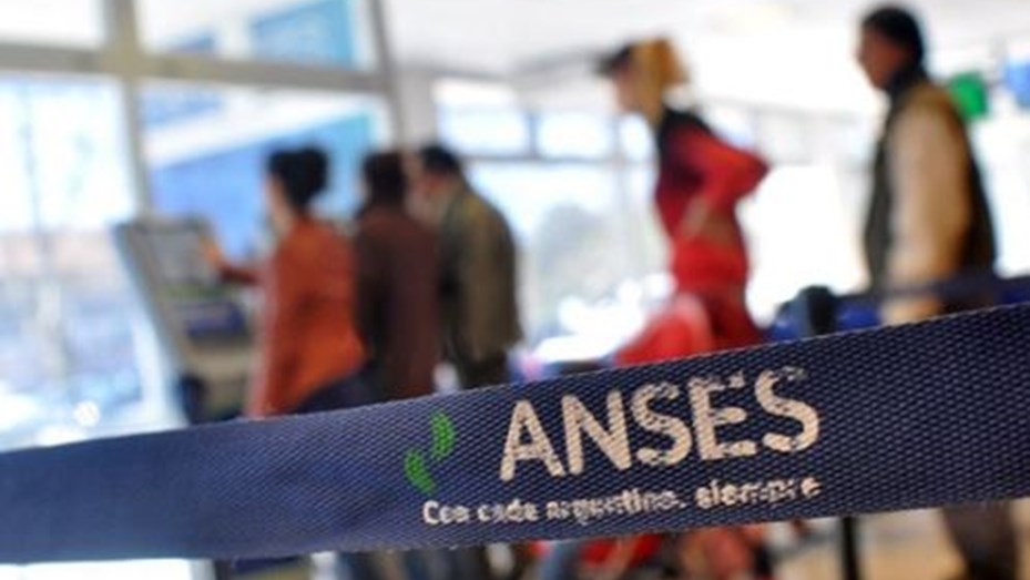 Las jubilaciones aumentan 20,92% a partir de junio y se entregará un bono por tres meses