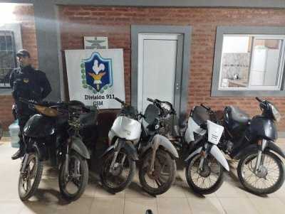 En distintos operativos se realizaron secuestros de motos e incautación de marihuana