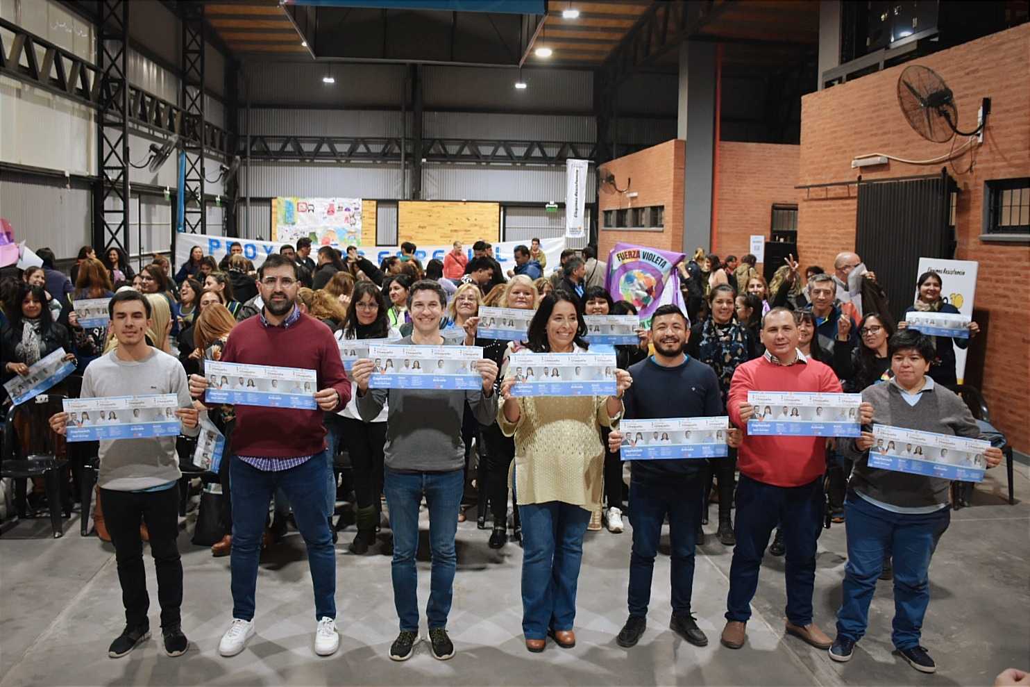 Moser con docentes: “Es necesario escuchar a todos los sectores de la sociedad”