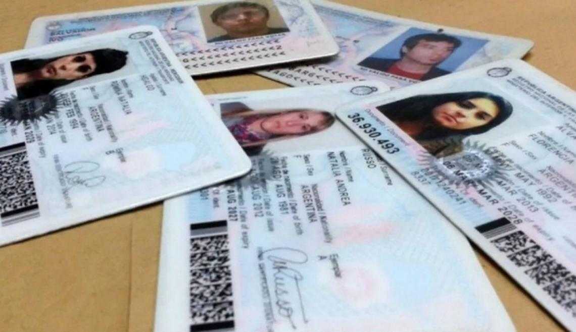 Más de mil personas modificaron su DNI y pasaporte como «no binario»