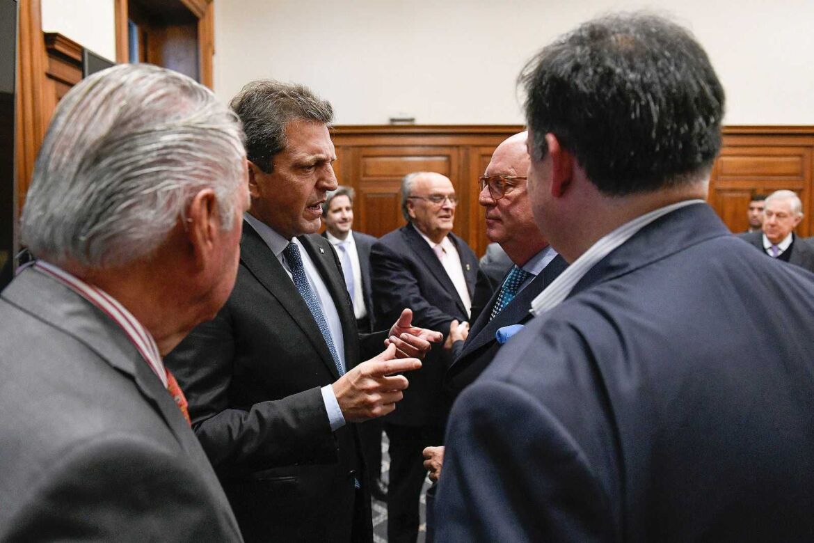 “Cuando las cosas explotan, los que se lastiman son los argentinos”