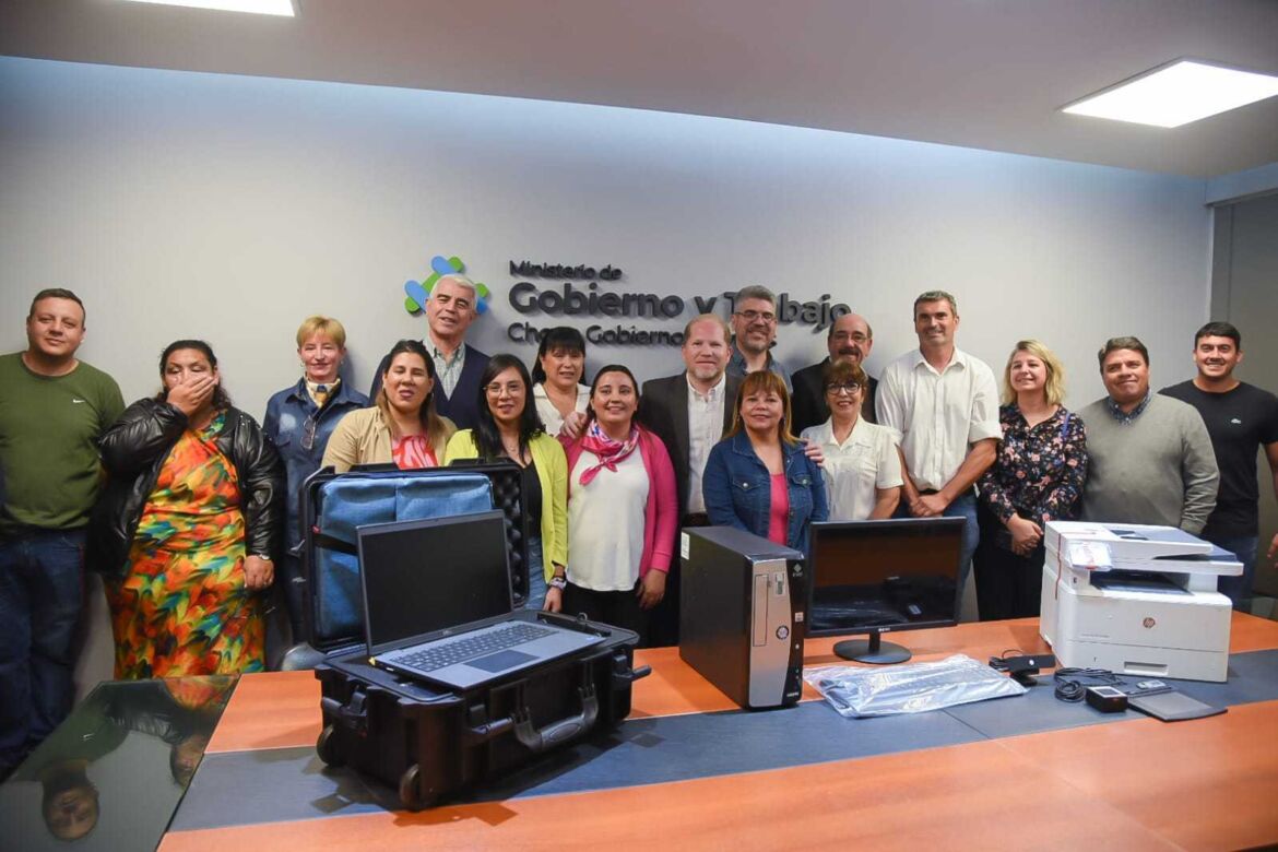 Nuevo equipamiento informático para la Dirección del Registro Civil