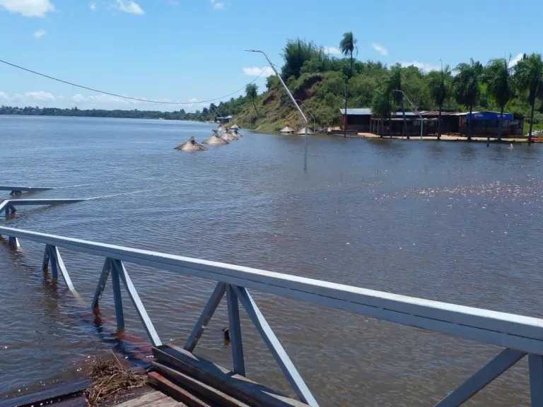 Más de 150 familias fueron evacuadas por las crecidas de los ríos Paraná y Uruguay