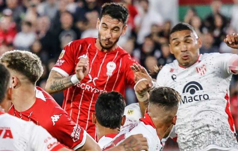 Huracán cayó ante Instituto y está en zona de descenso directo