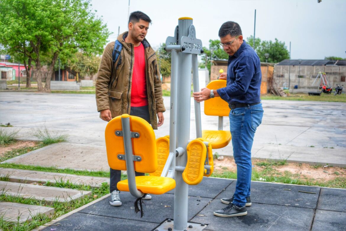 La Municipalidad de Resistencia avanza con las obras en la Primera Delegación Municipal de Villa Barberán y en la plazoleta Lestani