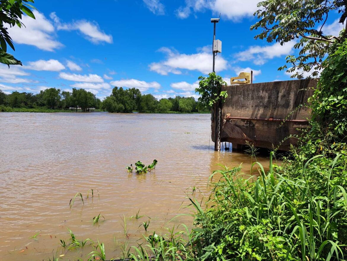 El río Paraná alcanzó su nivel de alerta y permanecerá en ascenso