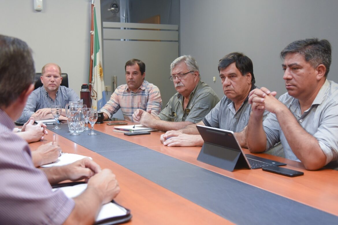 Puerto Vilelas: El Municipio, junto a Provincia y el INTA articulan medidas y asistencia a los productores afectados