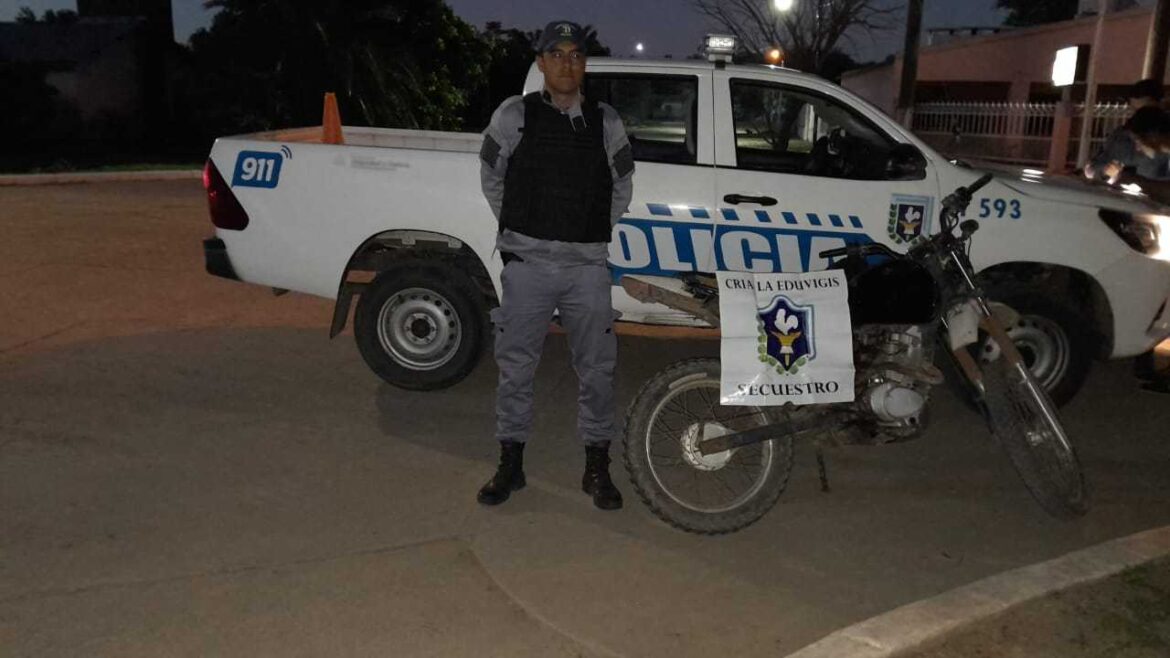 Operativos de seguridad en el interior: secuestraron motocicletas y recuperaron elementos robados