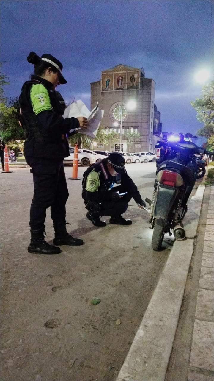 Operativo de Gran Magnitud en Presidencia Roque Sáenz Peña: 26 motocicletas secuestradas y 4 personas conducidas