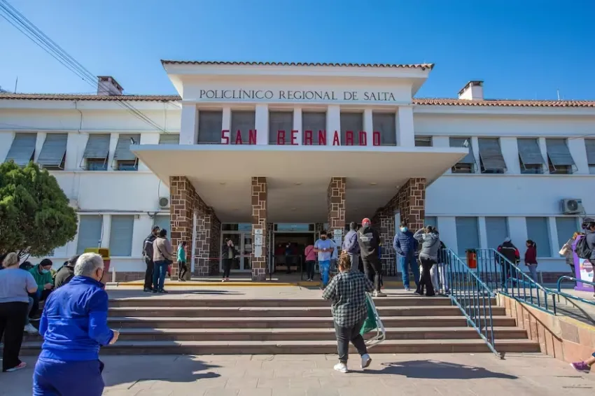Salta anunció que cobrará la atención médica a extranjeros y pacientes de otras provincias