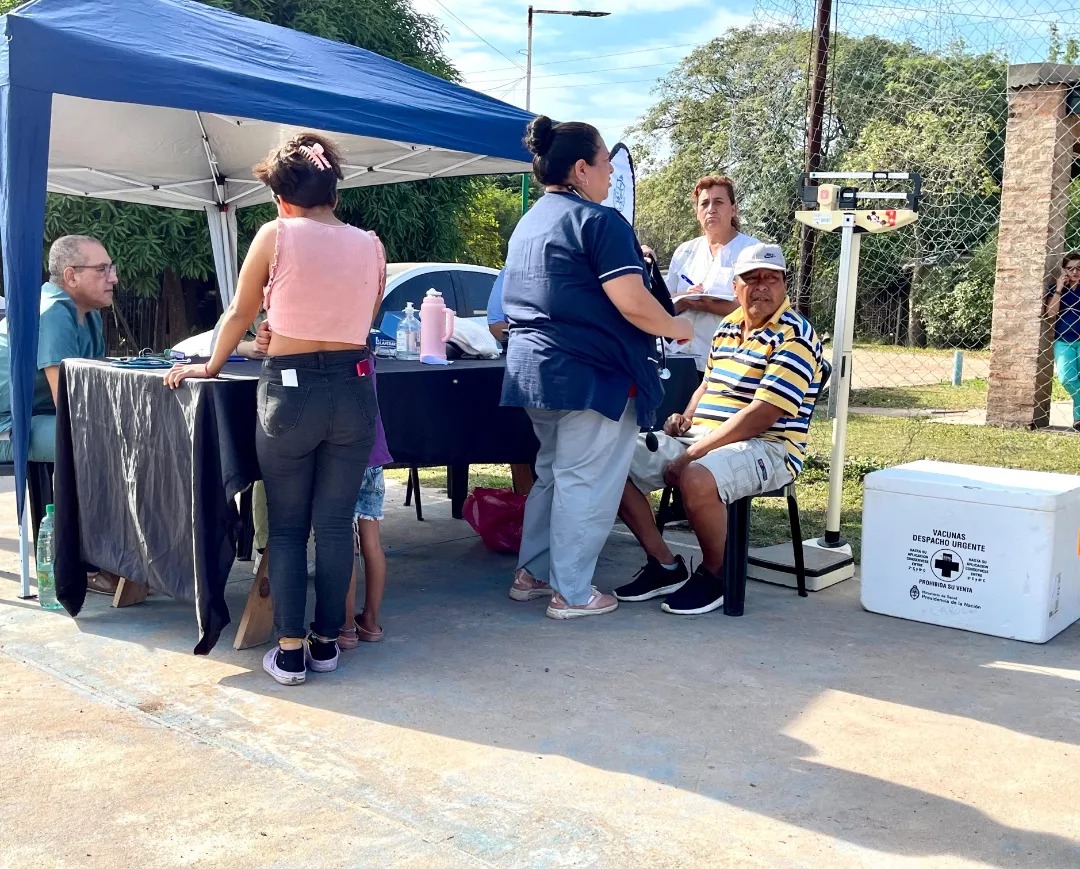 Fontana: la Municipalidad y el Hospital “Luis Fleitas” realizaron abordajes en el barrio Puerto Vicentini