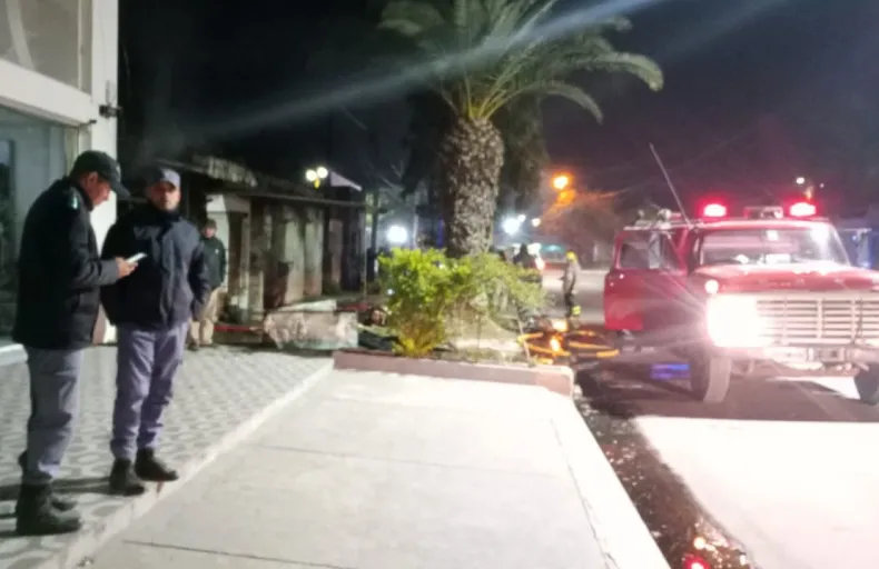Santa Sylvina: Dos personas murieron asfixiadas en  incendio de una vivienda