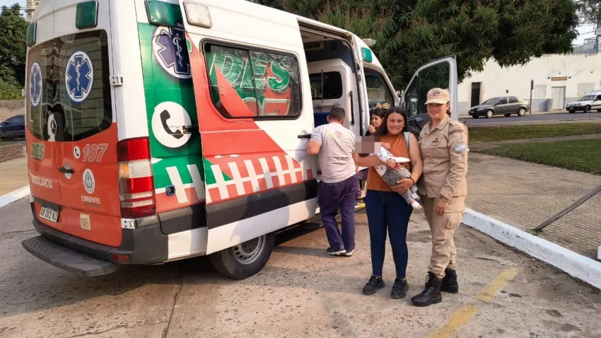 Una mujer de Prefectura le salvó la vida a un bebé