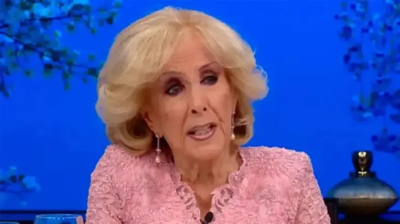Mirtha Legrand criticó a Alberto Fernández y recordó el funeral de su hermana en pandemia