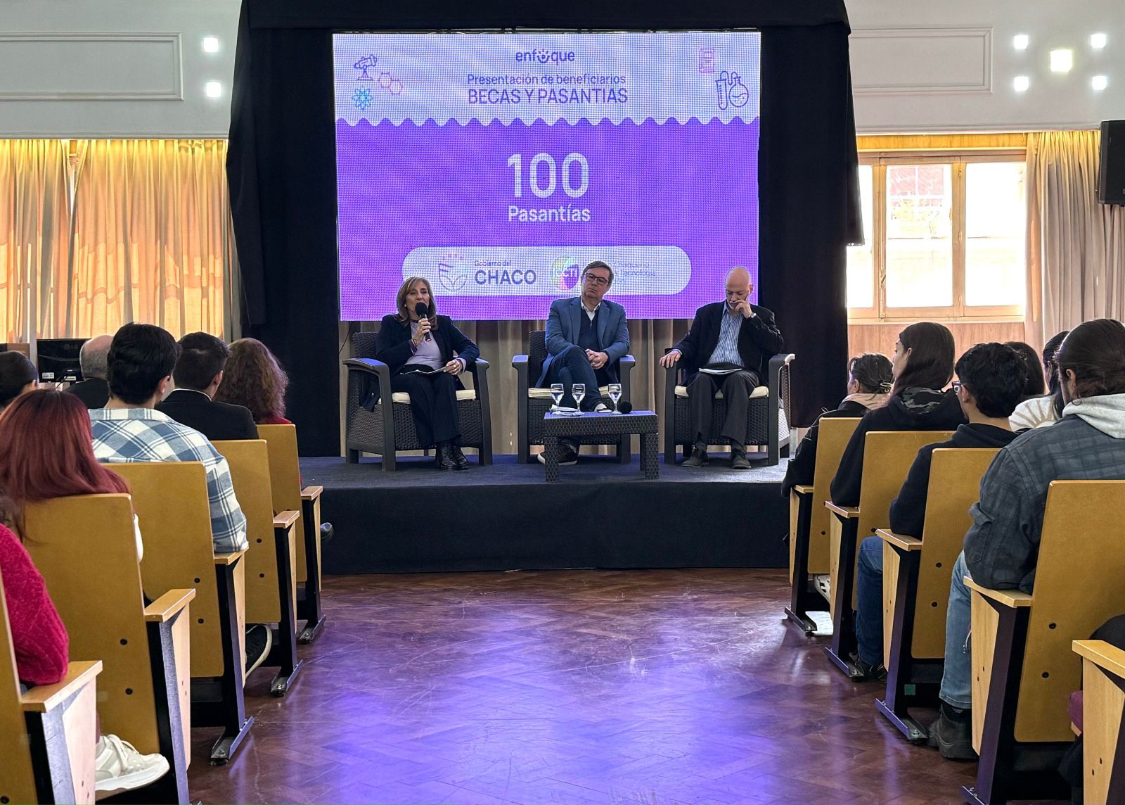 Becas ICCTI: 100 estudiantes universitarios se incorporarán a organismos públicos para realizar prácticas profesionales