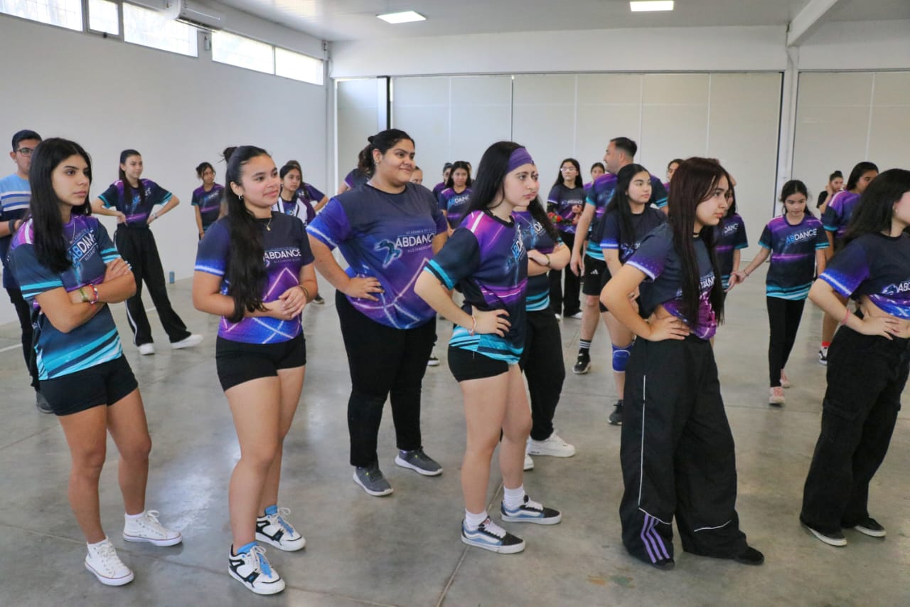 Con el apoyo del Municipio de Resistencia, se realizaron tres workshops de ritmos en el Domo del Centenario