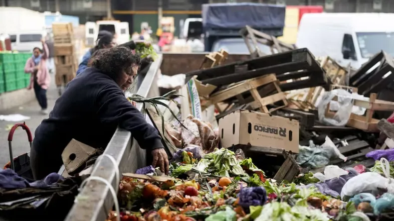 Encuesta: 9 de cada 10 argentinos considera que el aumento de la pobreza es el problema más grave que hay en el país