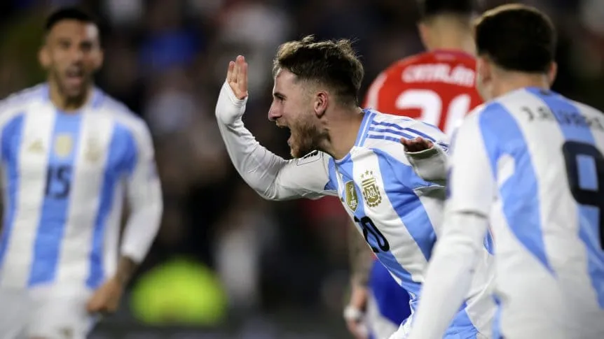 Argentina goleó a Chile y desató su fiesta en el Monumental