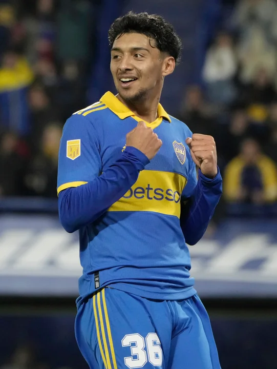 Se complica el pase de Medina al Fenerbahce