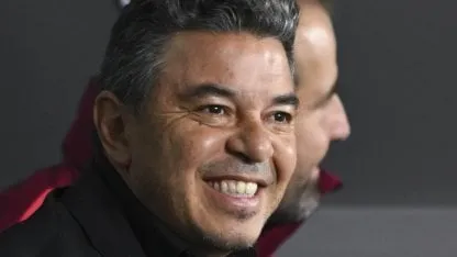 Gallardo mete un cambio en el once de River para abrir la serie en Chile