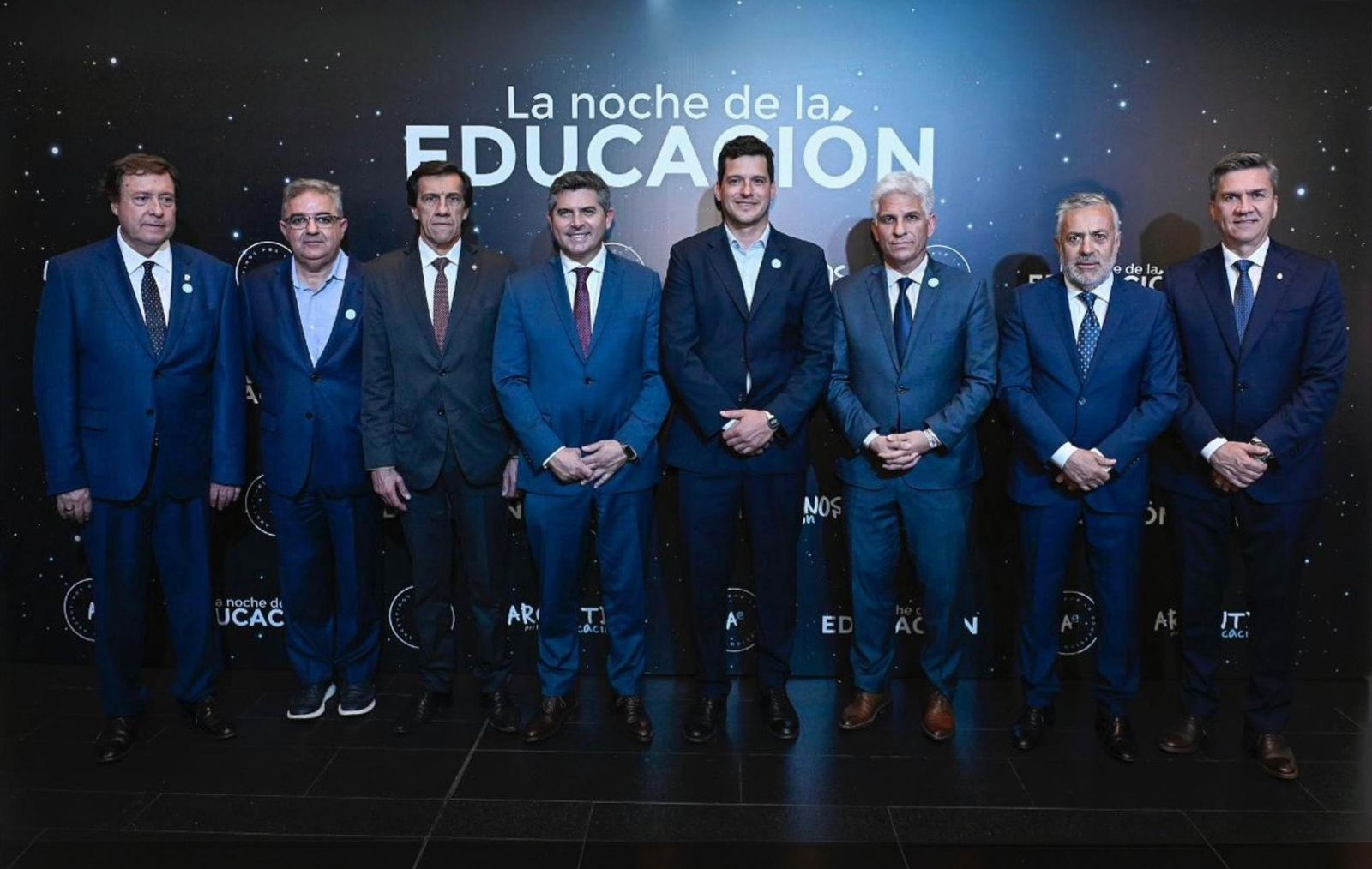 Bs. As: el Gobernador Zdero firmó el acuerdo por la educación