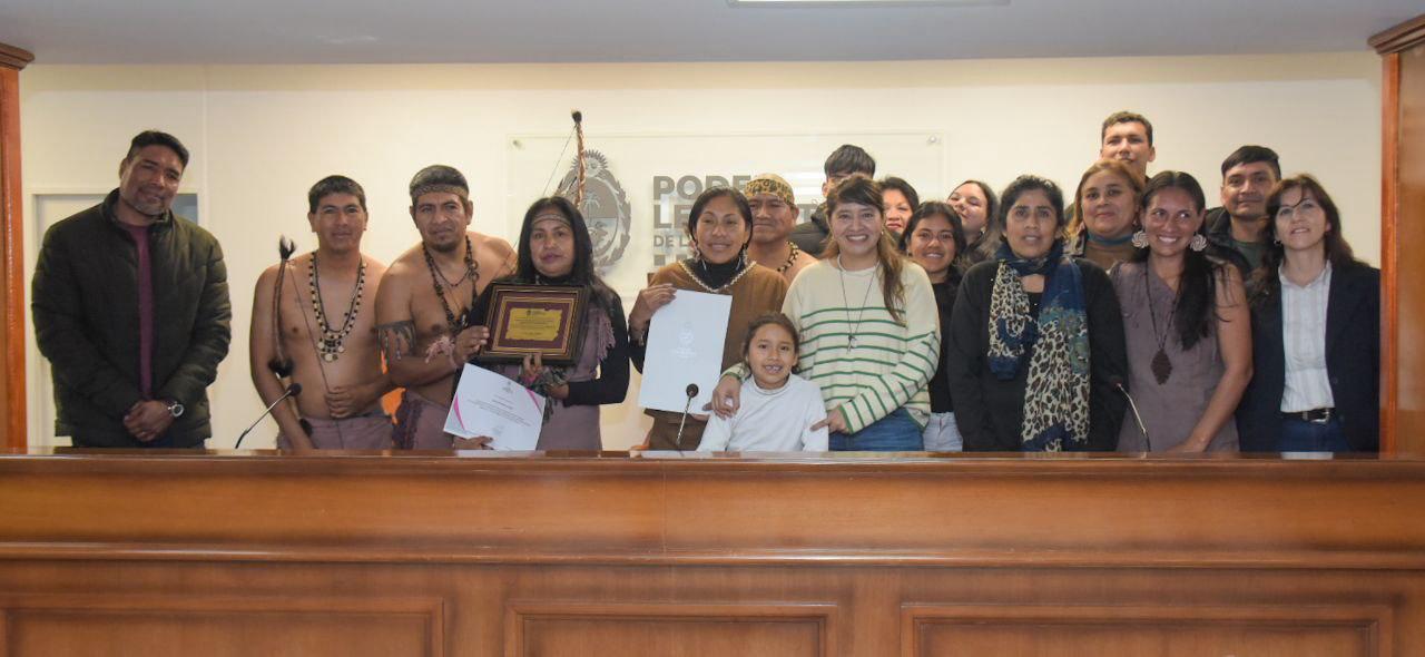 La Legislatura reconoció al grupo de danza “Renacer Originario” por su trayectoria y aporte a la cultura del Chaco