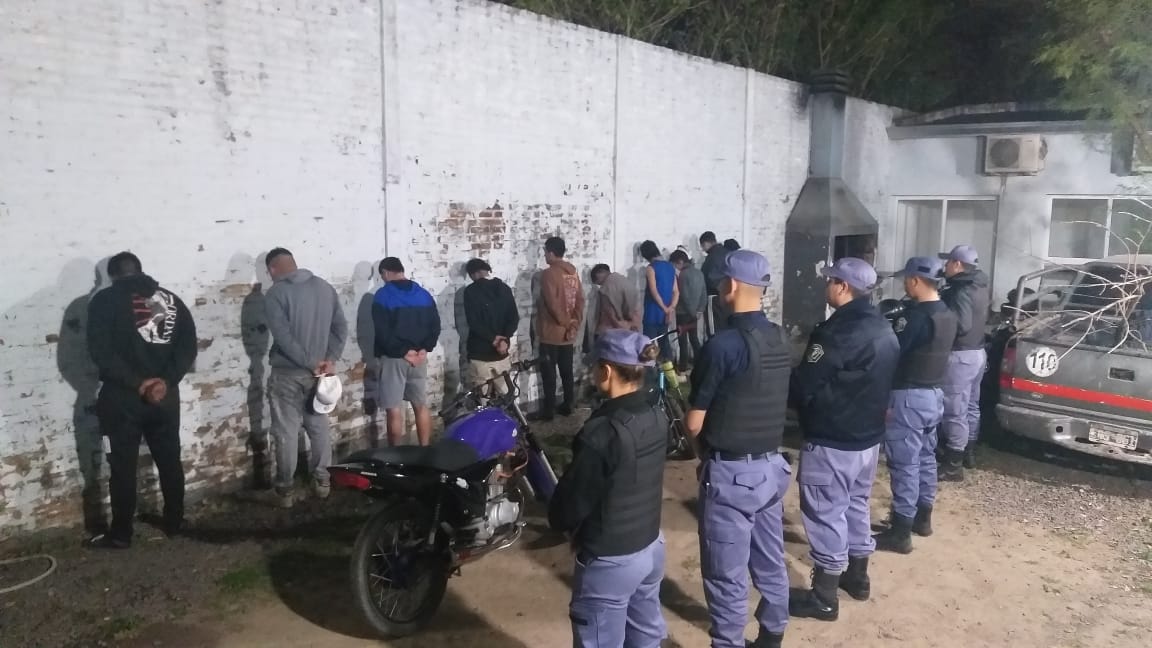 Operativo nocturno: más de 600 motocicletas controladas y 500 personas identificadas