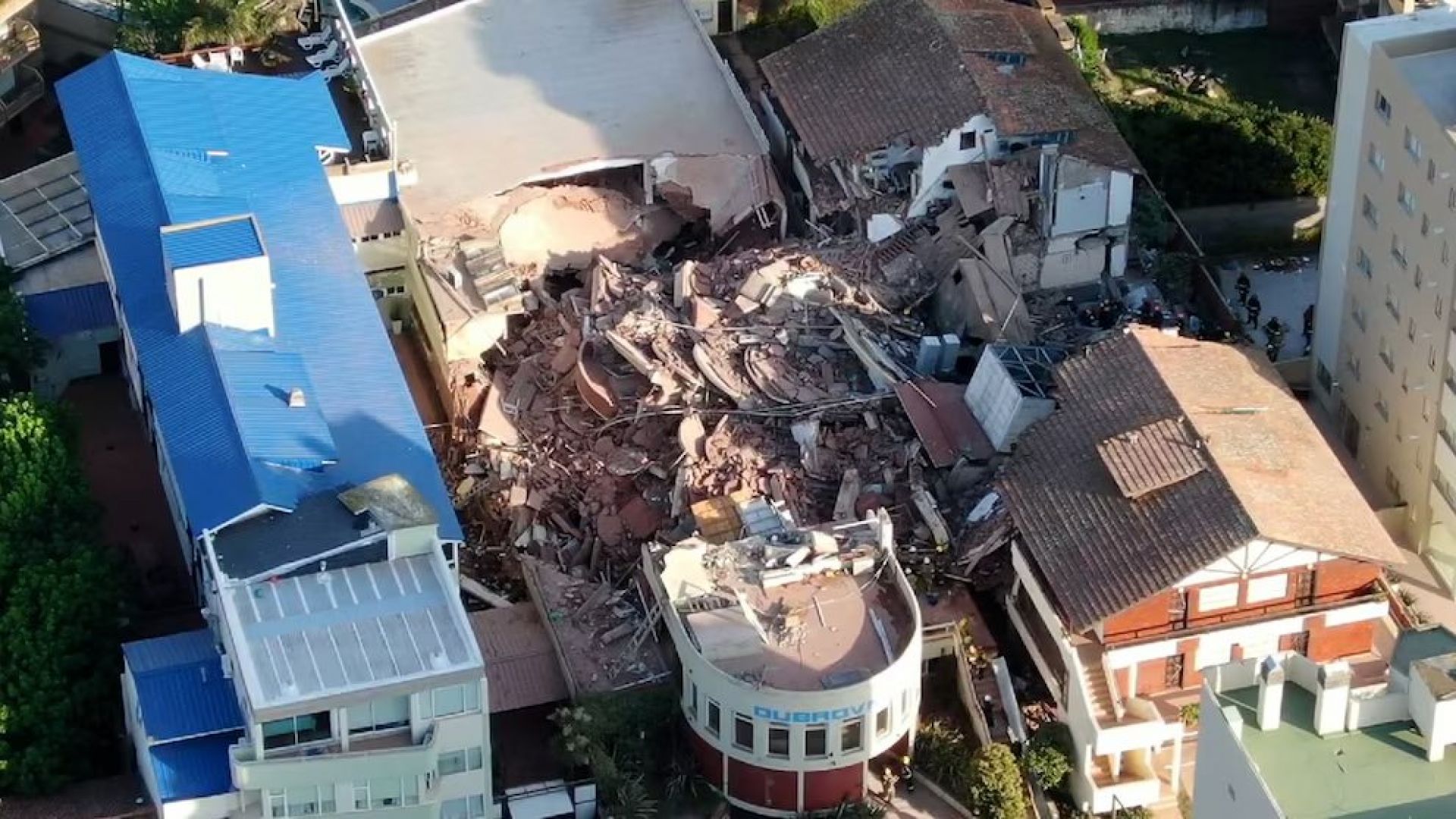 Derrumbe del Apart Hotel Dubrovnik en Villa Gesell: hallaron a un jubilado muerto y rescataron a una persona grave