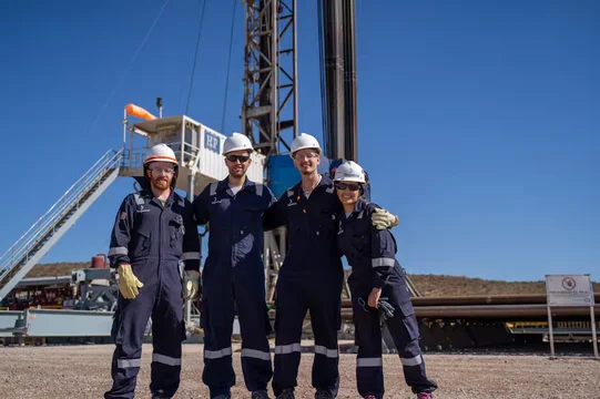 La principal siderúrgica del país salió a buscar 400 jóvenes profesionales