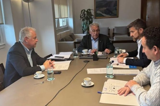 Bs. As: el Gobierno Provincial busca alternativas para paliar la crisis hídrica y energética