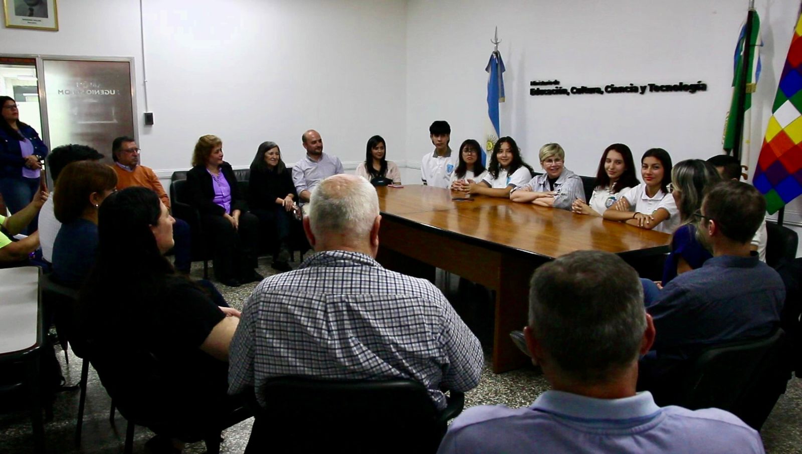 Seis estudiantes chaqueños viajan a Japón para representar a Argentina en Programa Internacional de Ciencias
