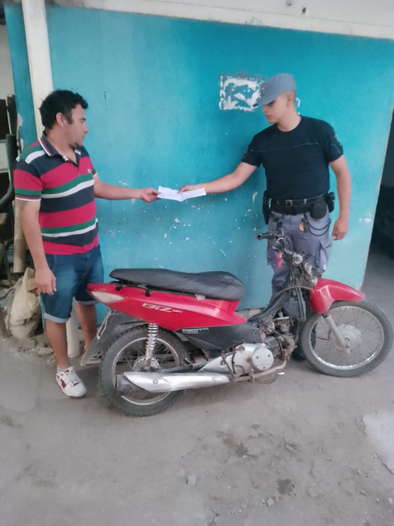 Resistencia: Lo atraparon mientras circulaba en una moto buscada por la justicia