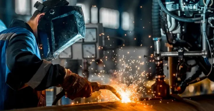 Industricidio: en menos de un año cerraron 2.300 empresas y más de 126 mil empleos