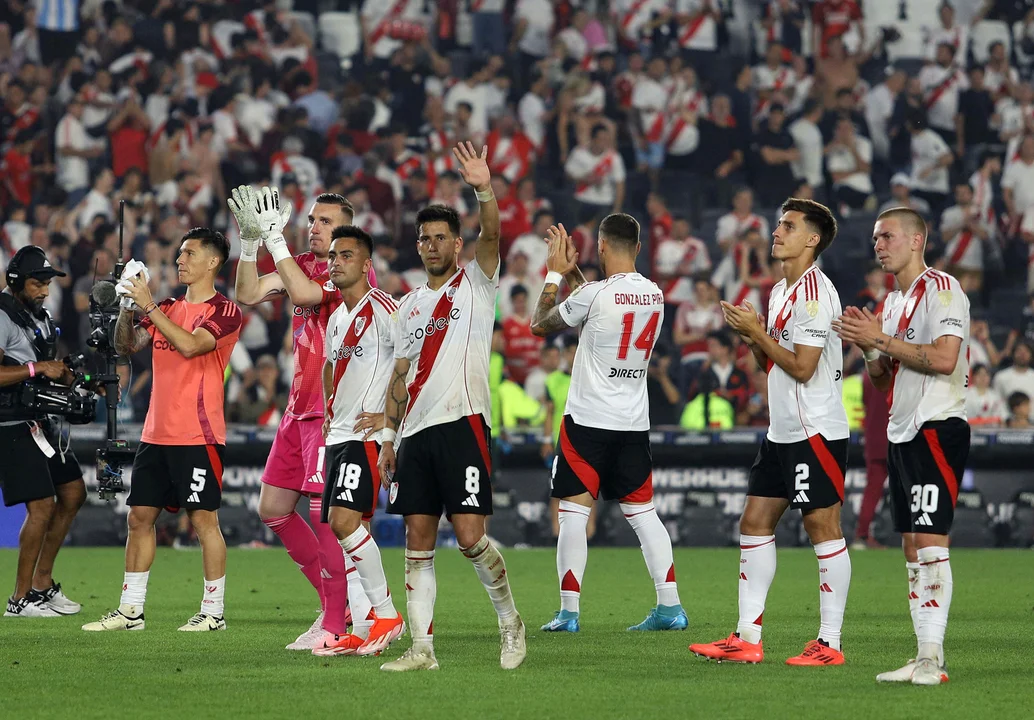 River recibe a Banfield y con la obligación de dar vuelta la página tras la eliminación de la Copa Libertadores